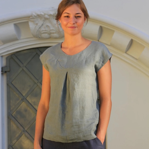 LinenCloud Gray Ice Linen Top - Picture 2 of 6